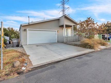 53 Hancock Dr, Roseville, CA 95678 Photo