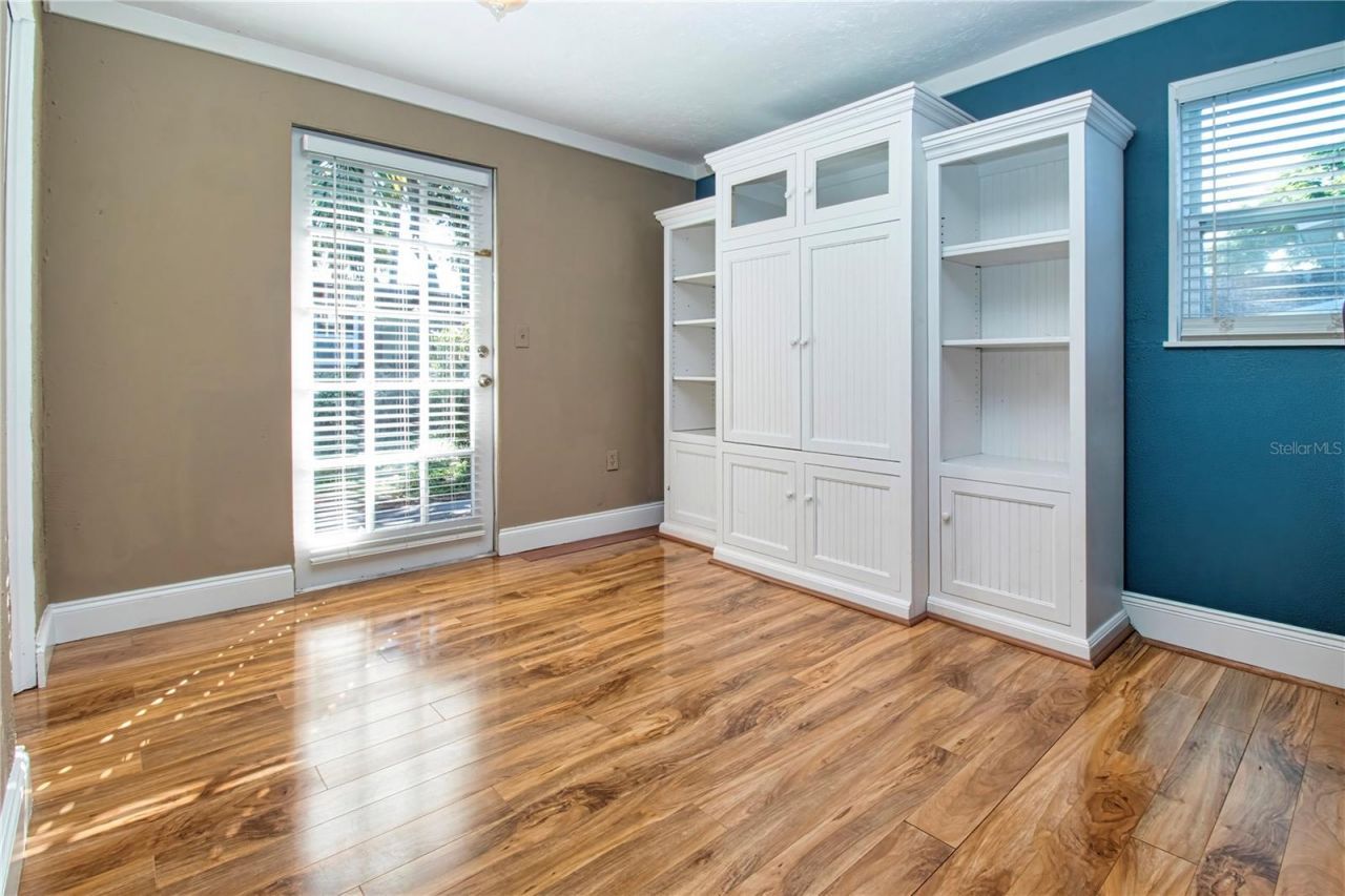 5745 Savannah Drive, Sarasota, FL 34231 Photo