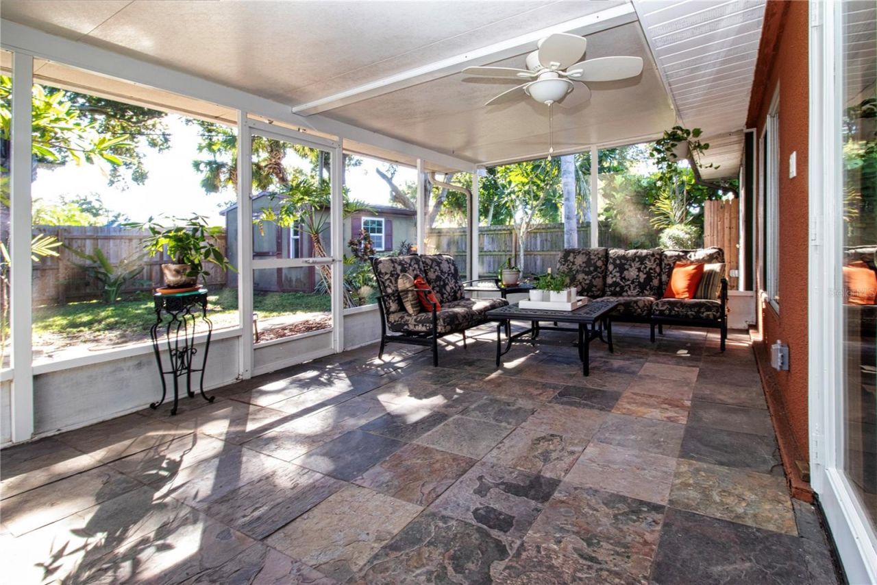 5745 Savannah Drive, Sarasota, FL 34231 Photo