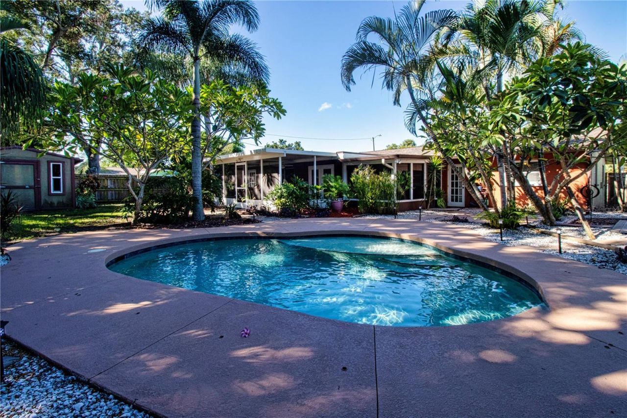 5745 Savannah Drive, Sarasota, FL 34231 Photo