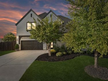 8004 Sarahville Drive, Dallas, TX 75252