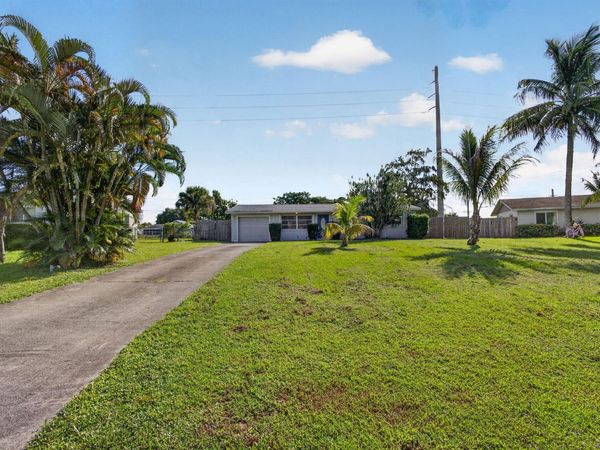 446 E SHADYSIDE Circle, West Palm Beach, FL 33415