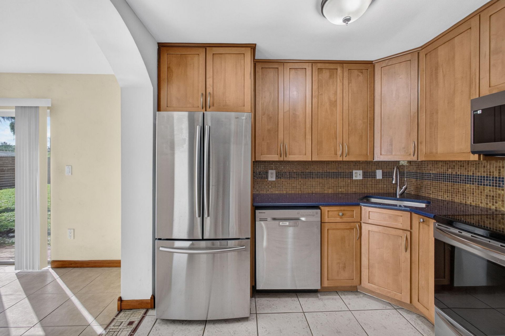 446 E Shadyside Circle, West Palm Beach, FL 33415 Photo