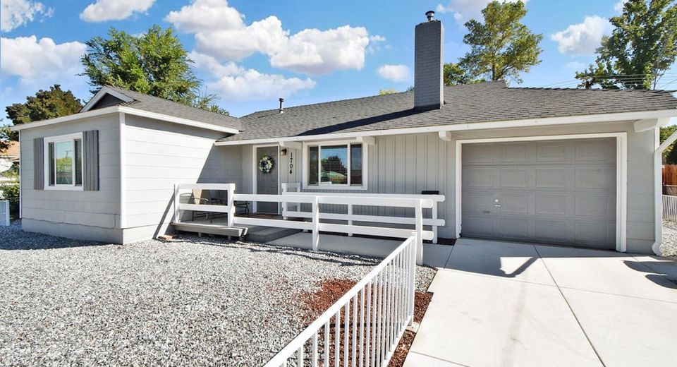 1704 Probasco Way, Sparks, NV 89431 Photo