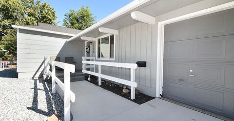 1704 Probasco Way, Sparks, NV 89431 Photo