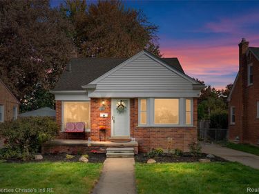9602 Cavell Street , Livonia, Mi 48150