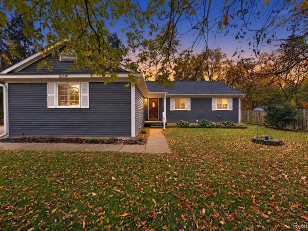 5150 Carroll Lake Road, Commerce Township, Mi 48382