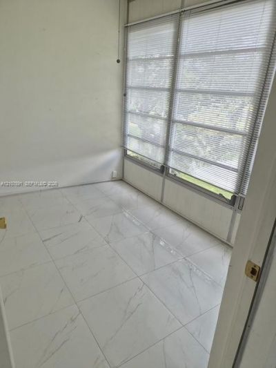 5003 NW 35th St, Unit 506, Lauderdale Lakes, FL 33319 Photo