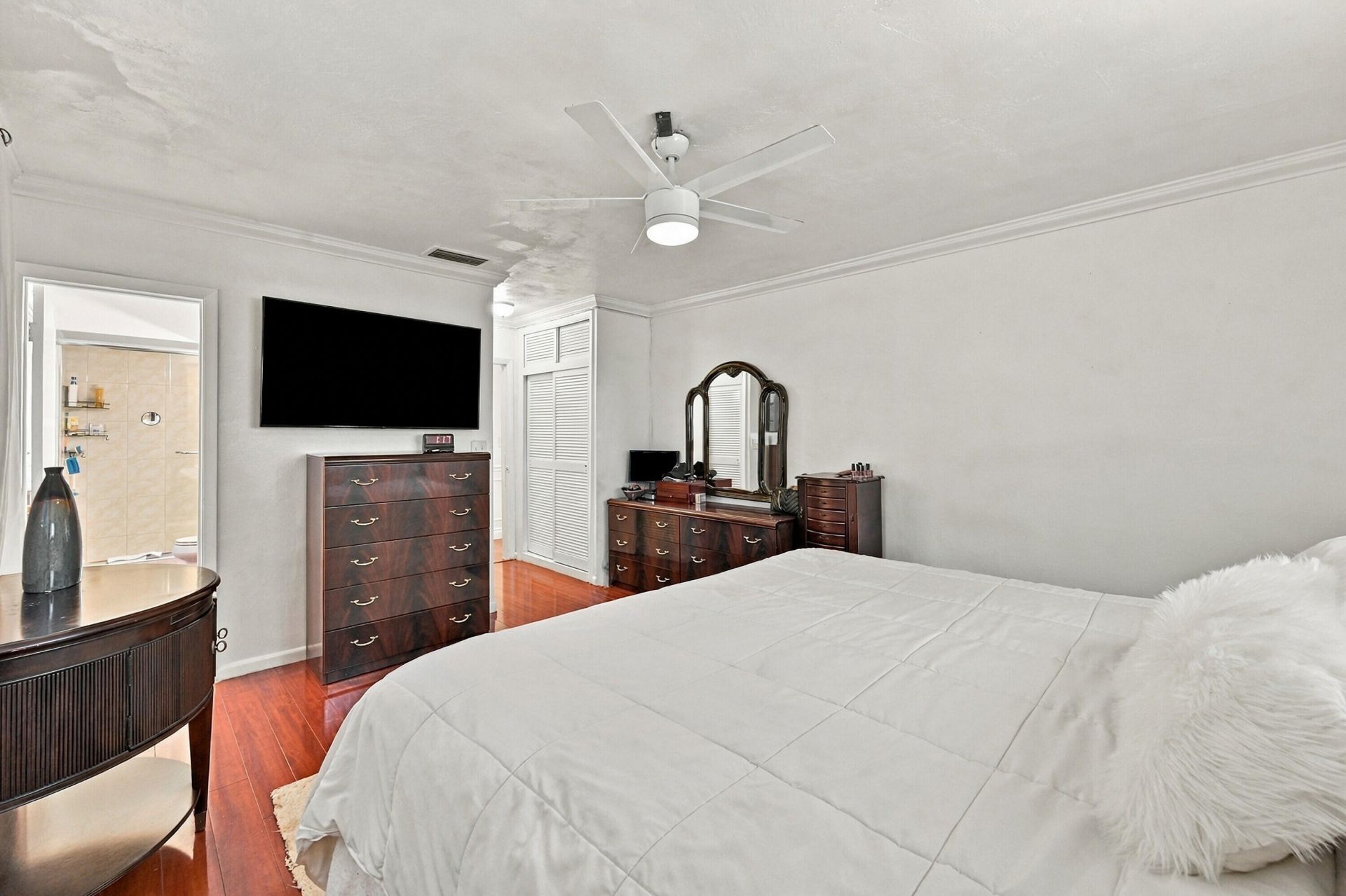 8670 NW 19th Street, Pembroke Pines, FL 33024 Photo