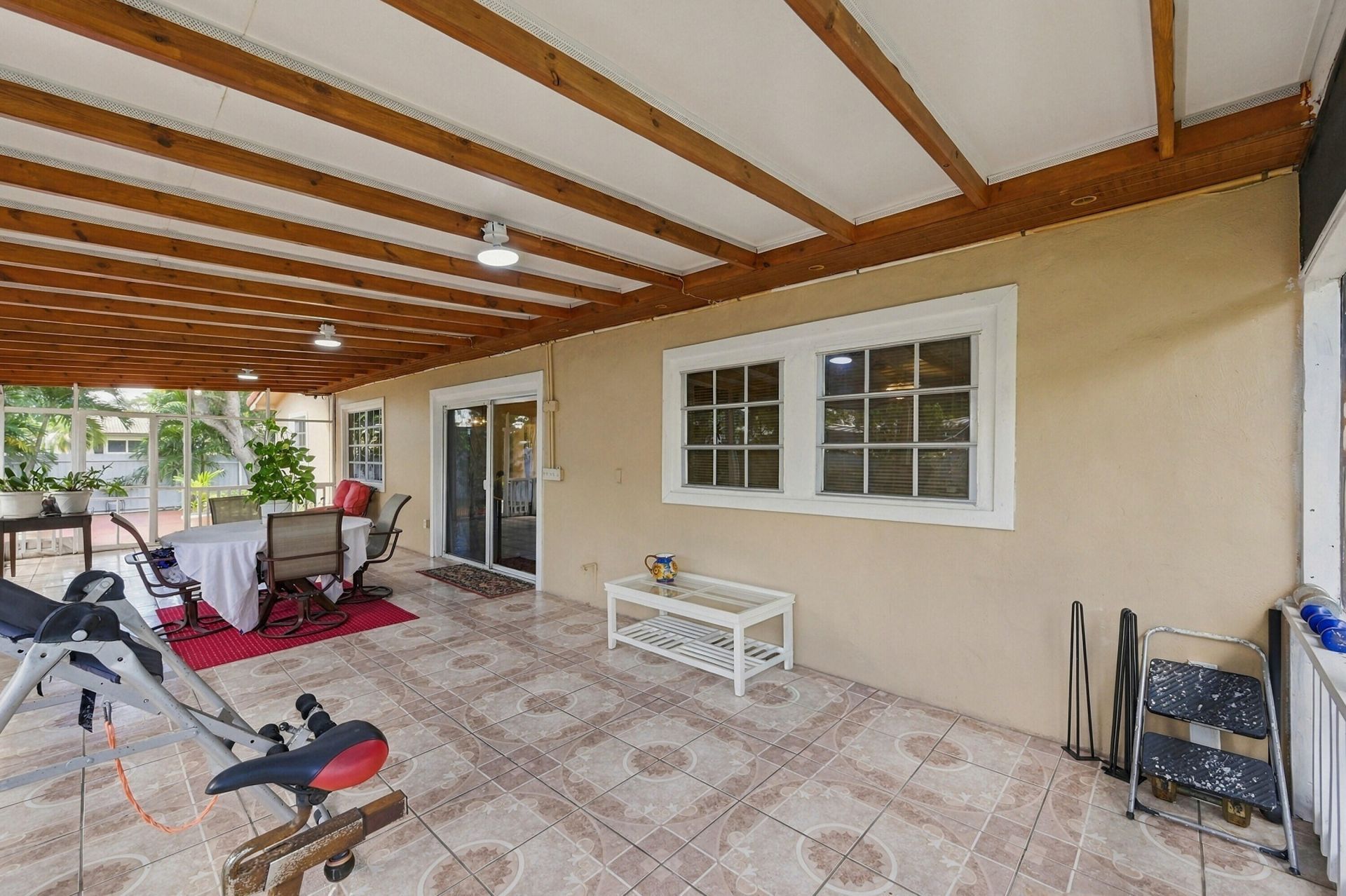8670 NW 19th Street, Pembroke Pines, FL 33024 Photo