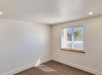 1271 Redwood Circle, Unit APT 7, Gardnerville, NV 89460 Photo