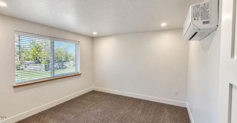 1271 Redwood Circle, Unit APT 7, Gardnerville, NV 89460 Photo