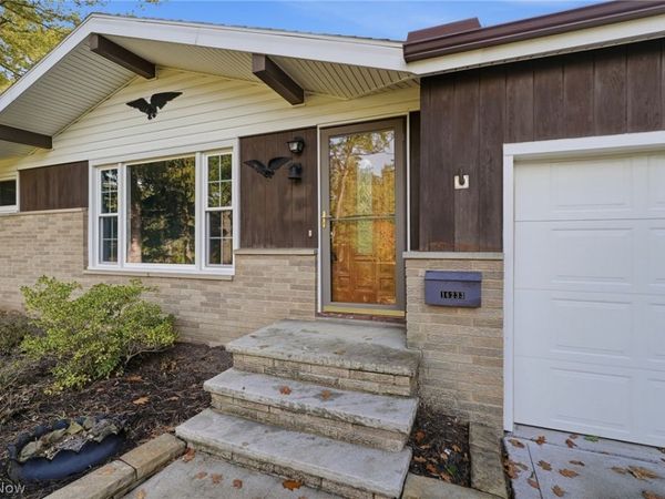 16233 Bennett Road , North Royalton, OH 44133
