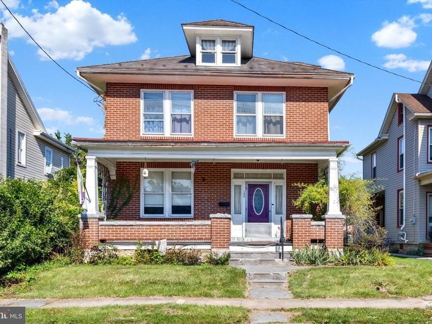 135 W Sheridan Avenue, Annville, PA 17003 Main Photo