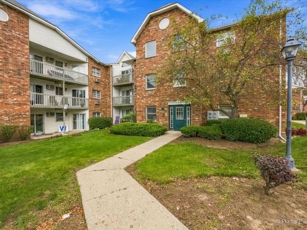 4312 W Shamrock Lane , Unit 3C, McHenry, IL 60050