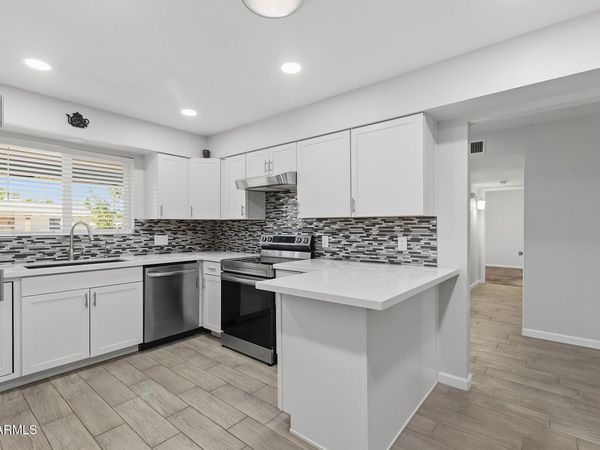5617 E DODGE Street, Mesa, AZ 85205