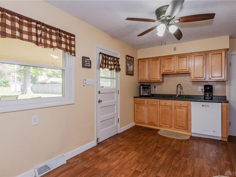 653 N West Street, Xenia, OH 45385 Photo 14