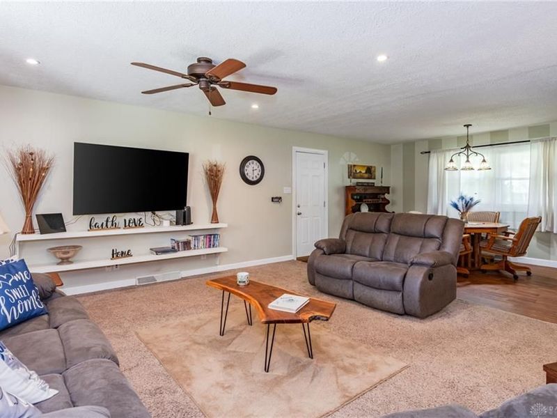 653 N West Street, Xenia, OH 45385 Photo 9