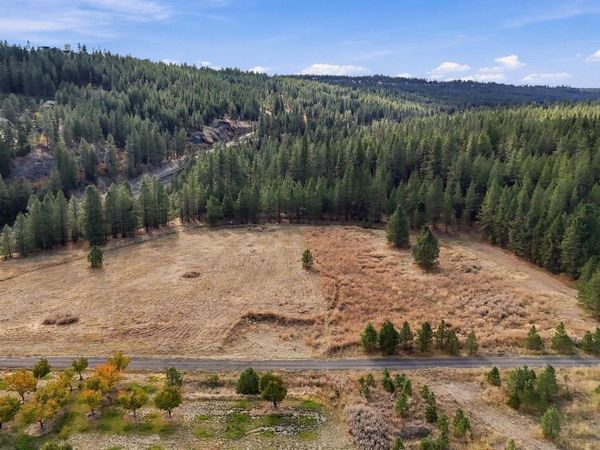 1519 W Victoria Ln, Spokane, WA 99224