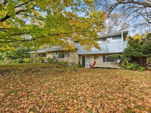 18310 Benington DRIVE, Brookfield, WI 53045