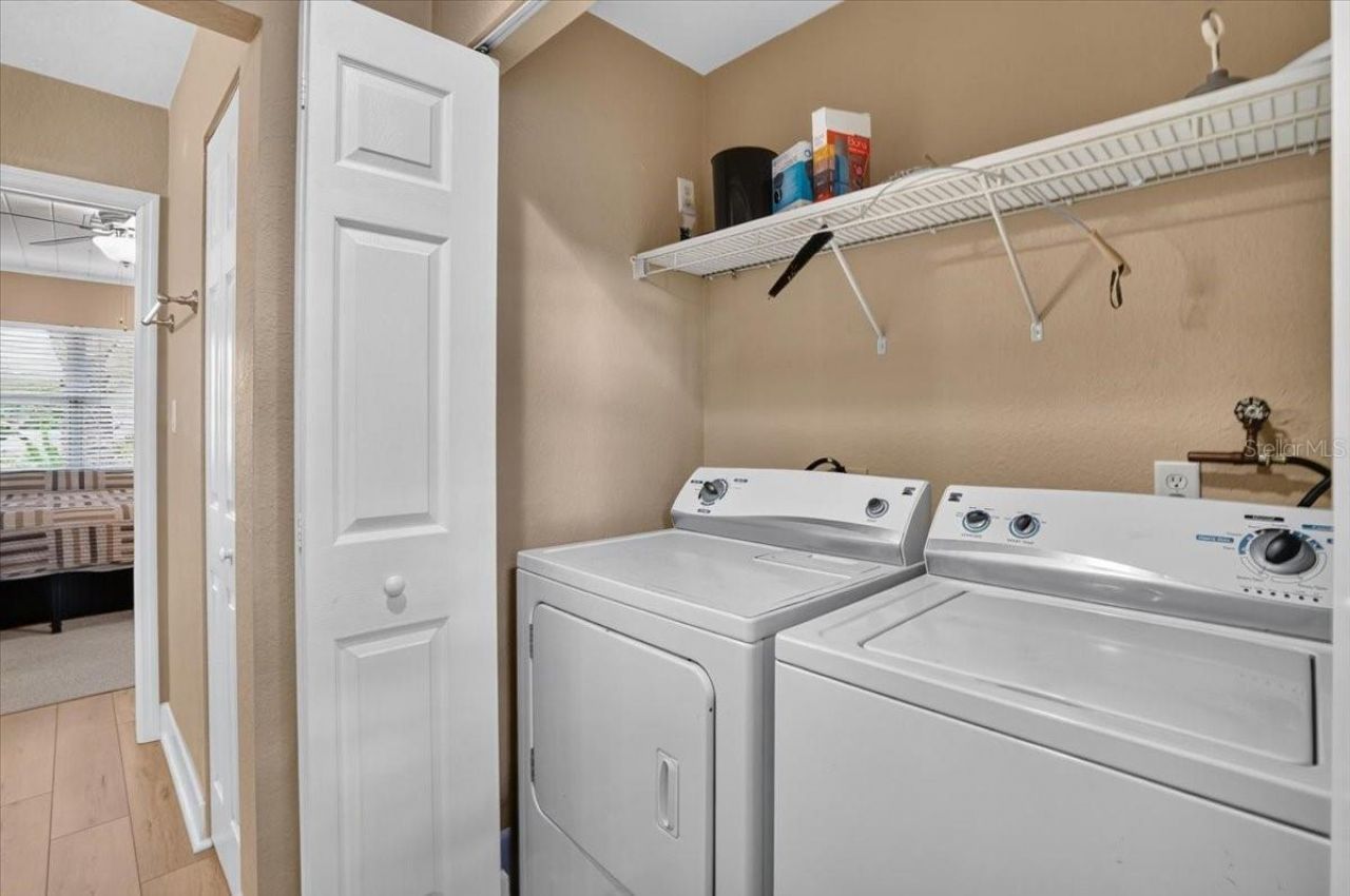 2755 S East Avenue , Sarasota, FL 34239 Photo