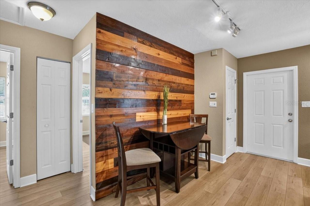 2755 S East Avenue , Sarasota, FL 34239 Photo