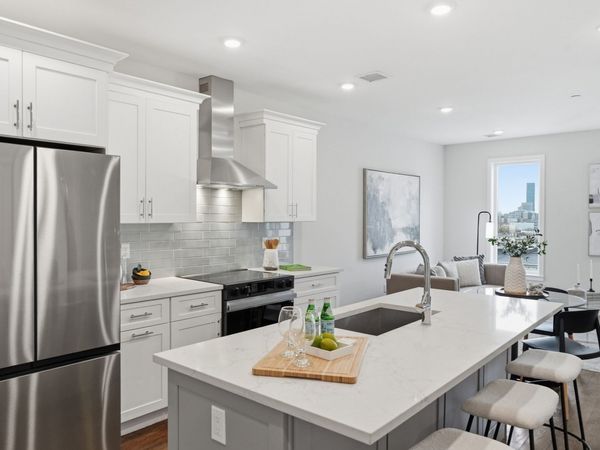 267 Old Colony, Unit 510, Boston, MA 02127