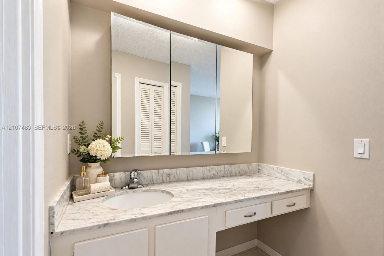 2000 S Ocean Blvd , Unit 9N, Lauderdale by the Sea, FL 33062 Photo