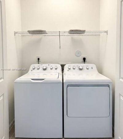 1088 NW 208th Ter, Miami Gardens, FL 33169 Photo