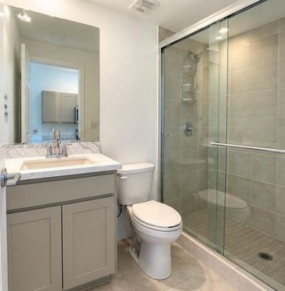 1088 NW 208th Ter, Miami Gardens, FL 33169 Photo