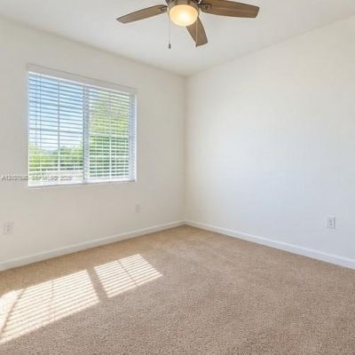 1088 NW 208th Ter, Miami Gardens, FL 33169 Photo