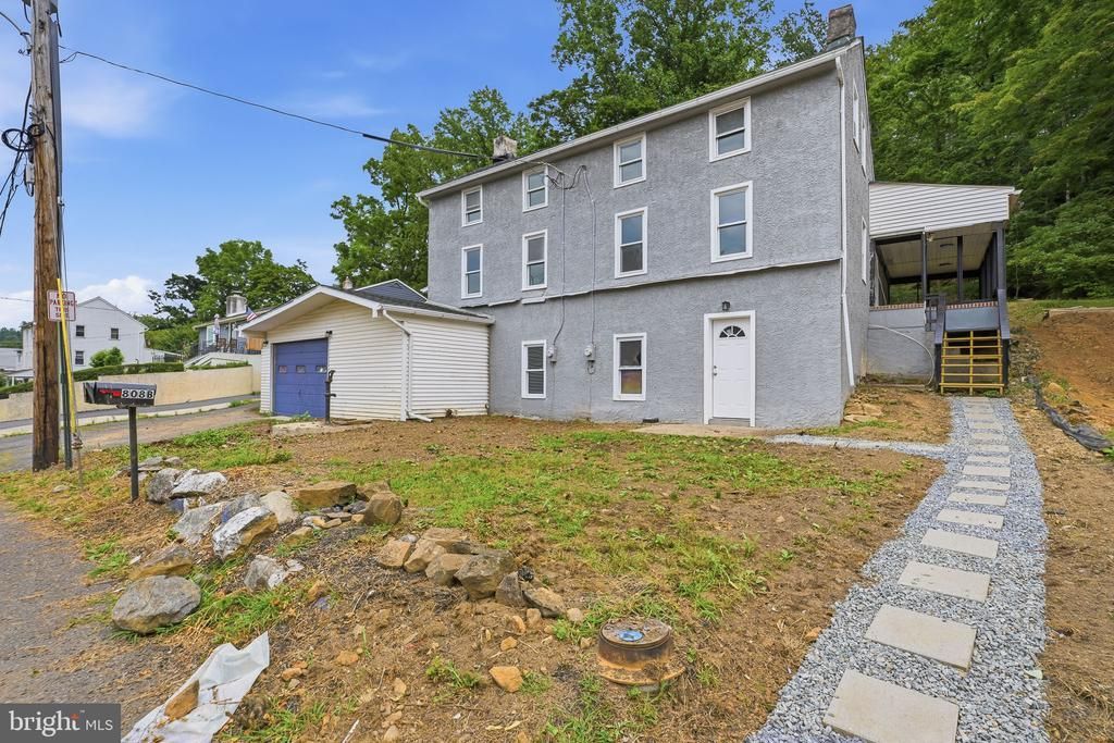 808 MAPLE LANE , ASTON, PA 19014
