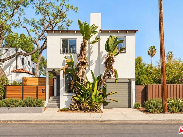 6915 De Longpre Avenue, Los Angeles, CA 90028