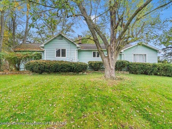 421 Creyts Road, Dimondale, MI 48821