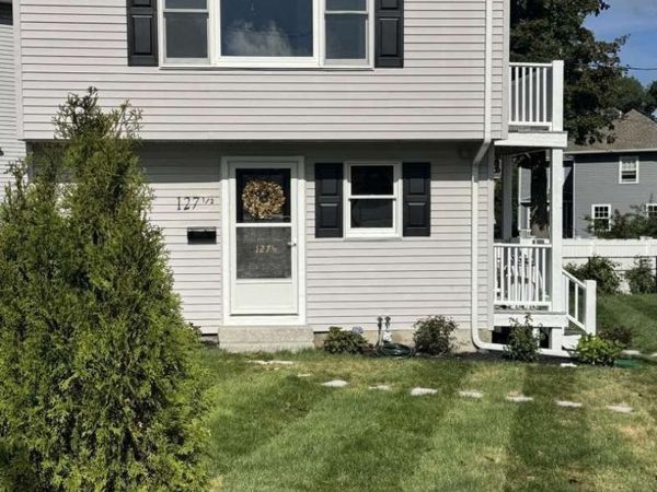 127 1/2 Bridge Street, Unit 127 1/2, Beverly, MA 01915