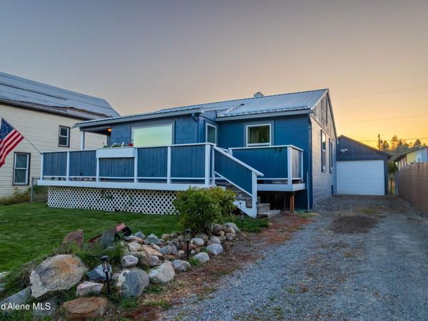 94 Washington ST, Priest River, ID 83856