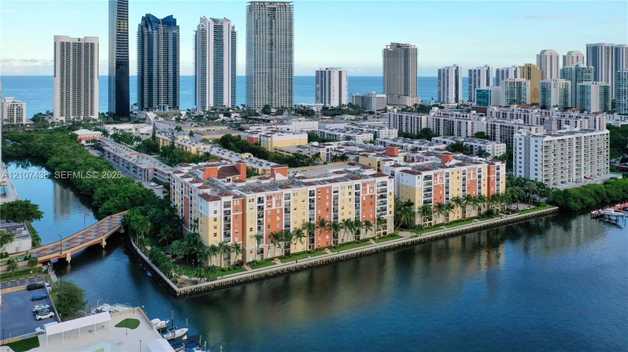 17100 N Bay Rd , Unit 1214, Sunny Isles Beach, FL 33160 Photo