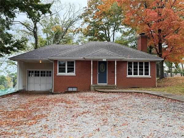 408 E Beaumont Avenue , Greenville, IL 62246
