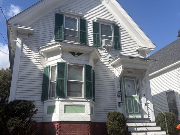 1088 Bridge St, Lowell, MA 01850