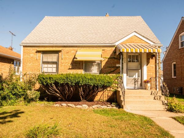 530 Webb Street , Calumet City, IL 60409