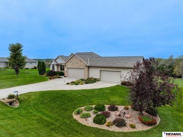 3203 SW 80th Street, Lincoln, NE 68532