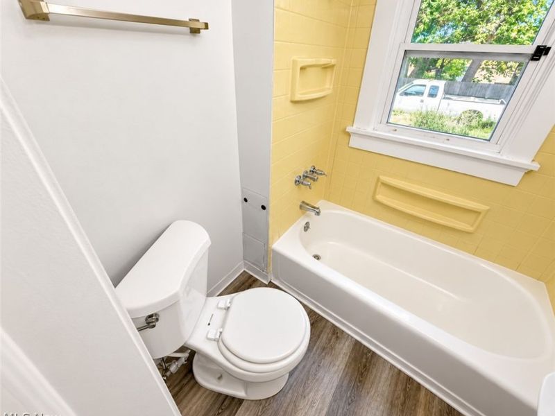 1612 Cleveland Avenue NW, Canton, OH 44703 Photo 8