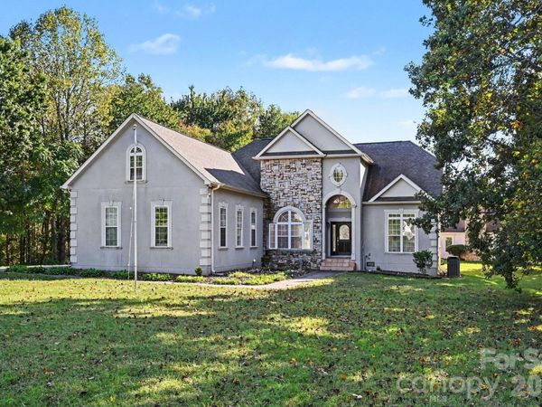 154 Heathrow Lane, Statesville, NC 28677