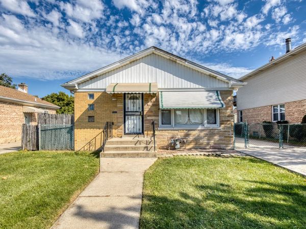 9109 NEW ENGLAND Avenue , Morton Grove, IL 60053