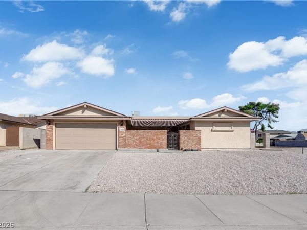 3880 El Paso Drive , Las Vegas, NV 89121