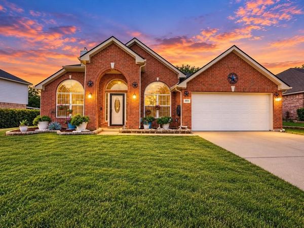 2611 Country Grove Trail, Mansfield, TX 76063