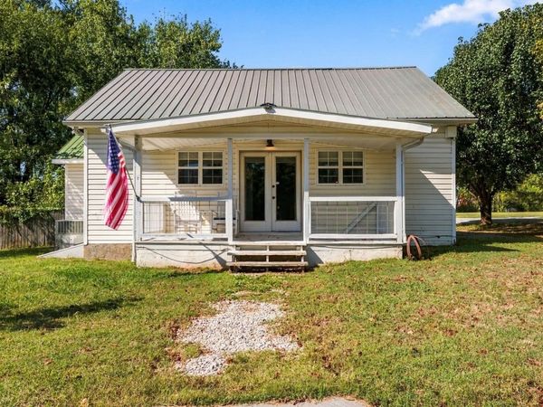 1575 Thompson Station Rd W, Thompsons Station, TN 37179