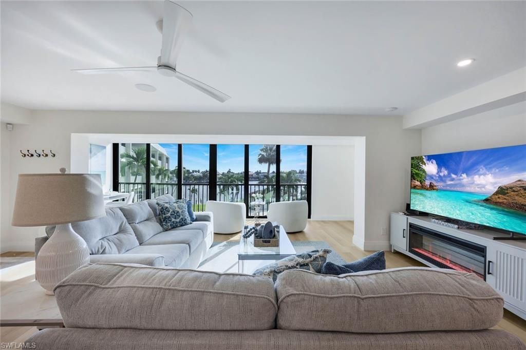 3000 Gulf Shore Blvd N, Unit 307, Naples, FL 34103 Photo