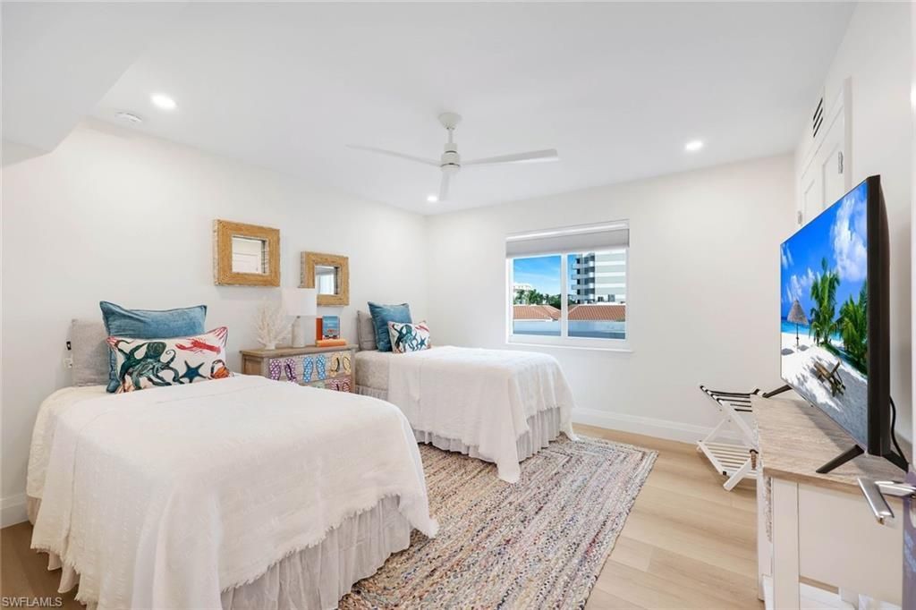 3000 Gulf Shore Blvd N, Unit 307, Naples, FL 34103 Photo