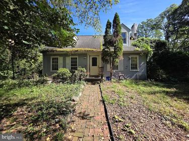 907 SPRINGWOOD DRIVE, WEST CHESTER, PA 19382